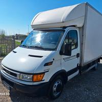 iveco daily 35.12 hpi  max volume 