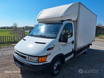 iveco daily 35.12 hpi  max volume 