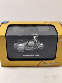 Modellino Vespa 150 GS (1955) 1:32 Die-Cast