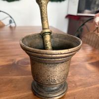 mortaio con pestello in bronzo anni '30