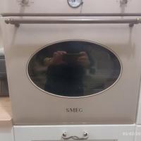 Forno Smeg modello SF850AVO