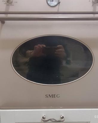 Forno Smeg modello SF850AVO