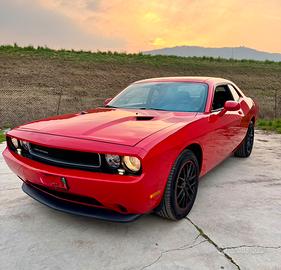 DODGE CHALLENGER - 2014 -109.000 km - V6