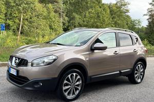 Nissan Qashqai Qashqai+2 2.0 dCi DPF Tekna MOLTO B