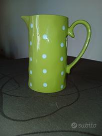 Brocca verde a pois bianchi