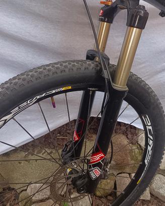 MTB full Look carbon