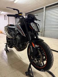 Ktm Duke 790