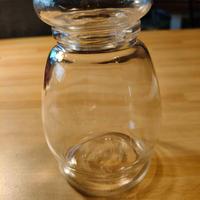 Vaso di vetro con coperchio