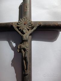 Crocifisso antico tedesco