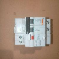 Interruttore magnetot. differenziale salvavita