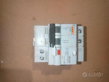 Interruttore magnetot. differenziale salvavita