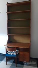 Scrivania-libreria