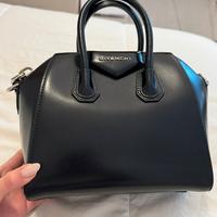 BORSA GIVENCHY ANTIGONA MODELLO PICCOLO