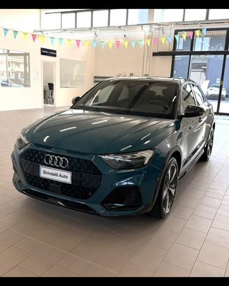 AUDI A1 2ª serie - A1 citycarver 30 TFSI S tronic