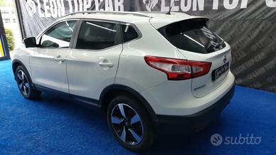 Nissan Qashqai 1.5 dCi tetto in vetro full