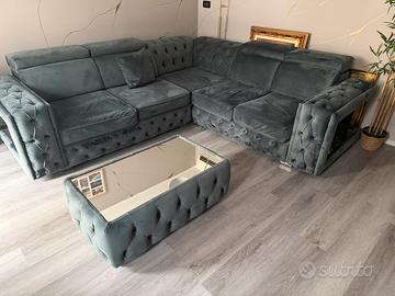 Divano angolare piu’ tavolino