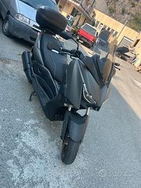 Scooter XMAX 300