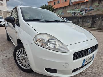 FIAT GRANDE PUNTO 1,3 M-JET NUOVISSIMA E FULL 2008