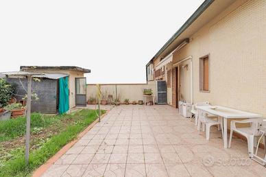 Appartamento di 148 m² con 5 locali a Lastra a Sig