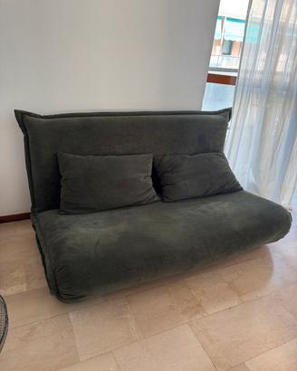 Divano letto due posti in velluto a coste. L: 160