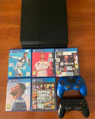 Ps4 + giochi e 2 controller