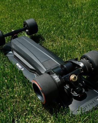 Tynee Mini 3 Pro skateboard elettrico come nuovo