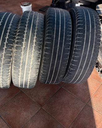 Gomme 215/75/16 Michelin