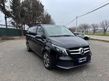 Mercedes V 220 long