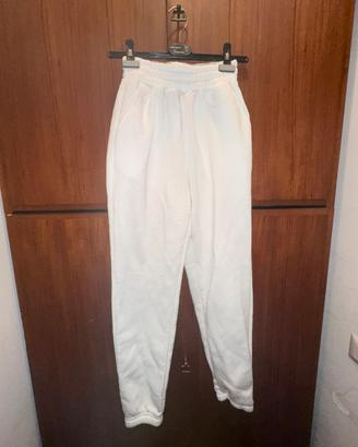 Pantaloni tuta