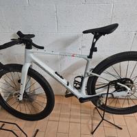 Bici Gravel  Mondraker Arid Carbon RR 2025 M