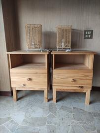 comodini in legno