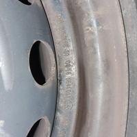 Cerchi Lancia Y 2015 con gomme invernali