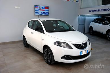 Lancia Ypsilon HYBRID 1.ooo 70cv GOLD 5° POSTO