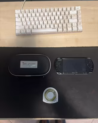 PSP-3004 funzionante + gioco + custodia 🎮