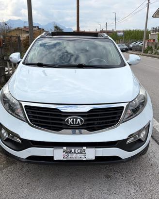 Kia Sportage 2.0 CRDI 136cv tetto AWD Class