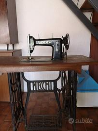 Macchina da cucire Necchi