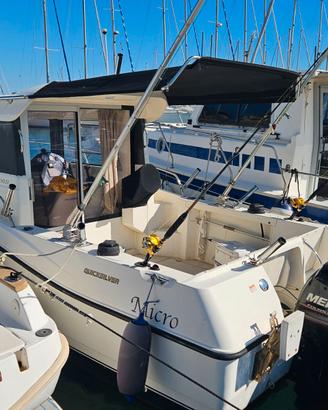 Quicksilver Pilothouse 605 barca da pesca