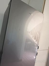 Frigorifero samsung smarThings 390L