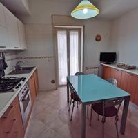 cucina componibile con elettrodomestici