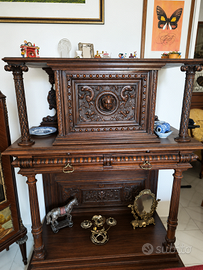 Credenza neorinascimentale in legno primi '900
