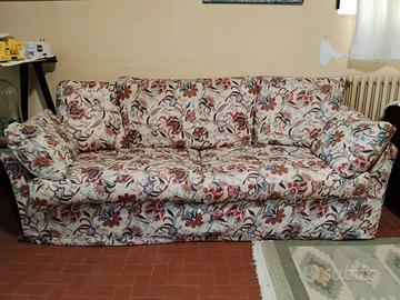 divano in tessuto a fiori 3p h80 p85 L200