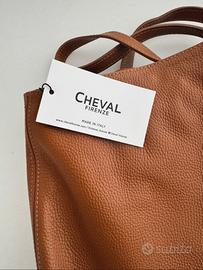 Borsa fatta a mano in pelle