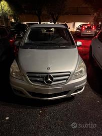 Mercedes-Benz Classe B 180  