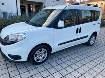 FIAT DOBLO' 1.6 MJT CARGO COMBO 5 POSTI - 2016