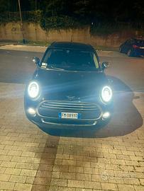 MINI 5 porte 1.5 102 CV