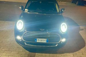 MINI 5 porte 1.5 102 CV