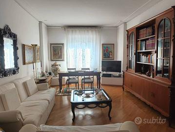 Appartamento di 102 m² con 4 locali a Firenze