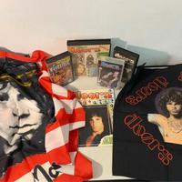 Jim Morrison e The Doors 2 bandiere+4 VHS+Rivista