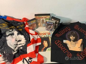 Jim Morrison e The Doors 2 bandiere+4 VHS+Rivista