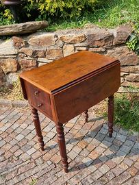 TAVOLINO AMPLIABILE IN STILE